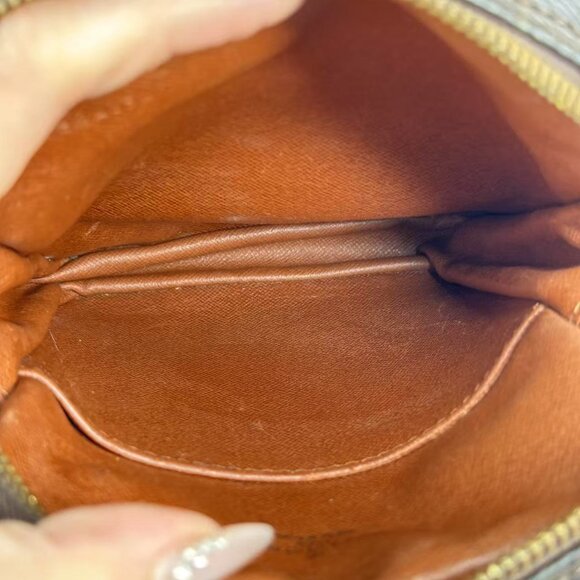 Louis Vuitton Danube Crossbody Bag Monogram Canvas - Picture 9 of 9